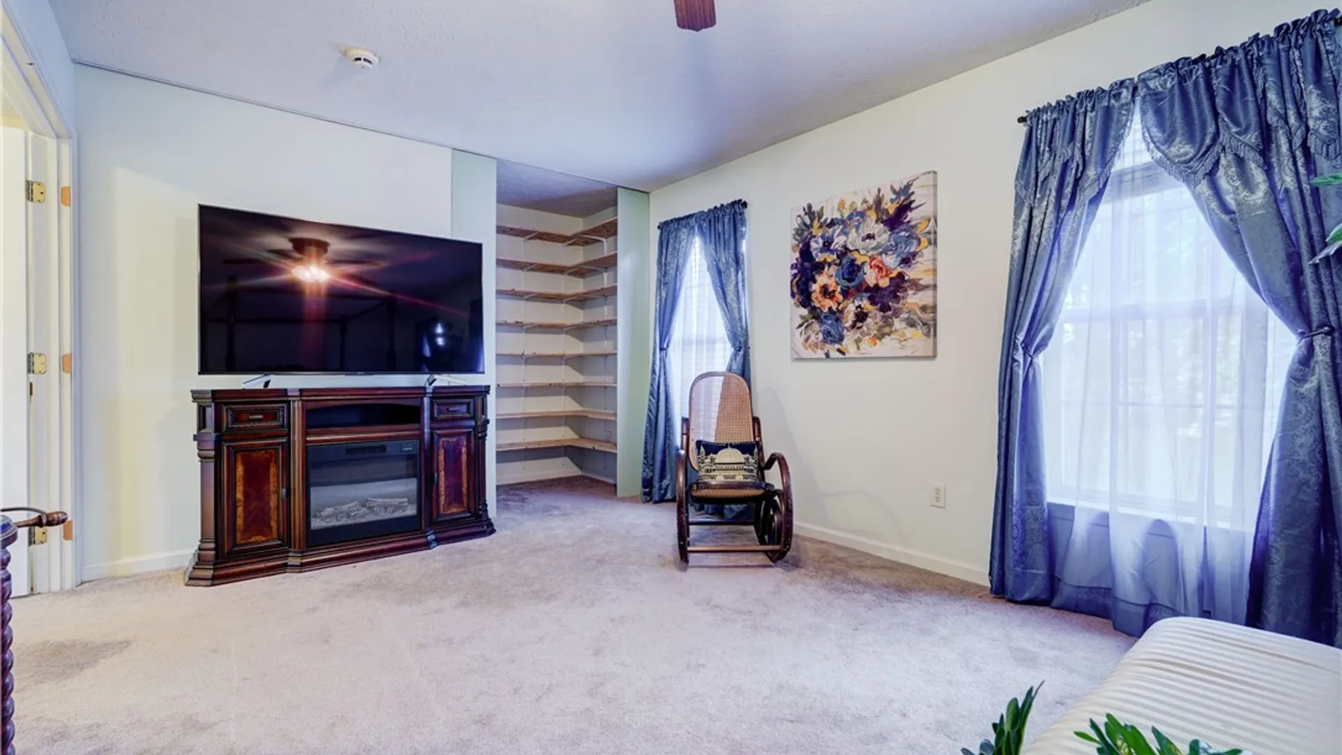 Property at 644 Yardley Court, Webster, NY 14580 32