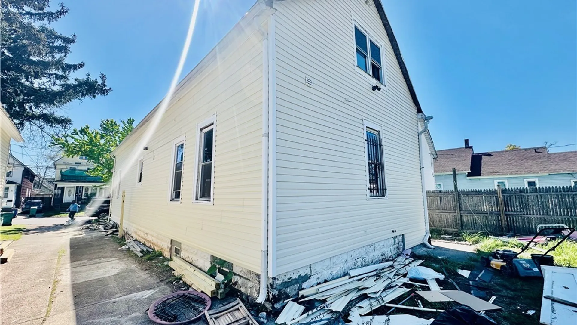 Property at 148 Woltz Avenue, Buffalo, NY 14212 28