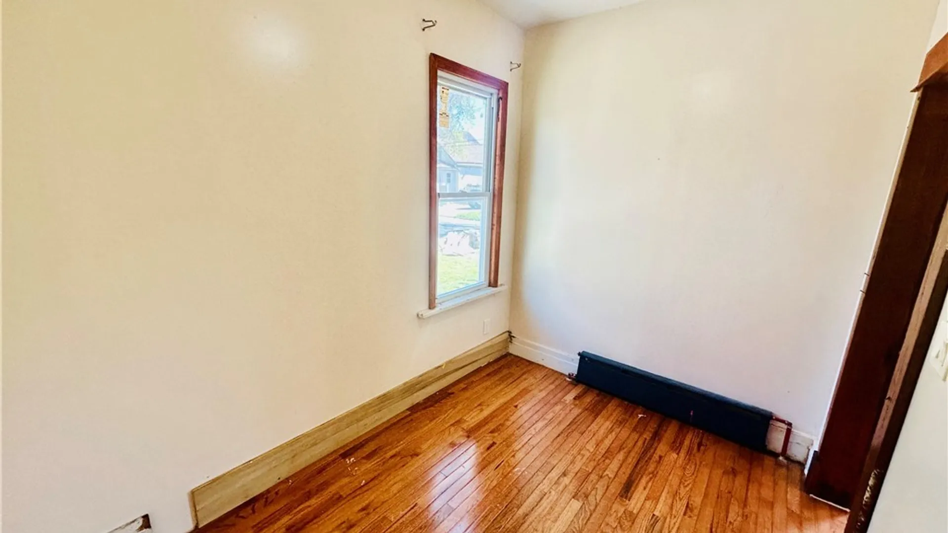 Property at 148 Woltz Avenue, Buffalo, NY 14212 9
