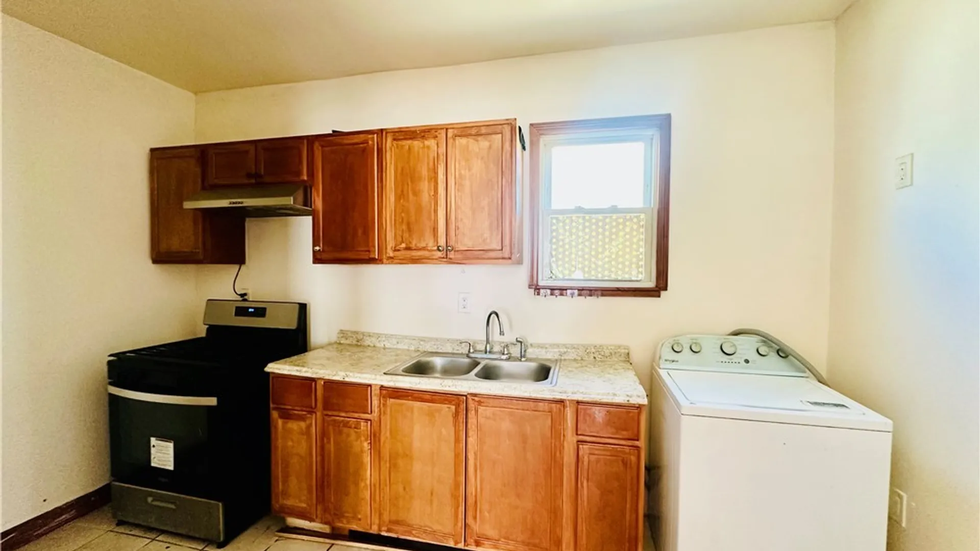 Property at 148 Woltz Avenue, Buffalo, NY 14212 11