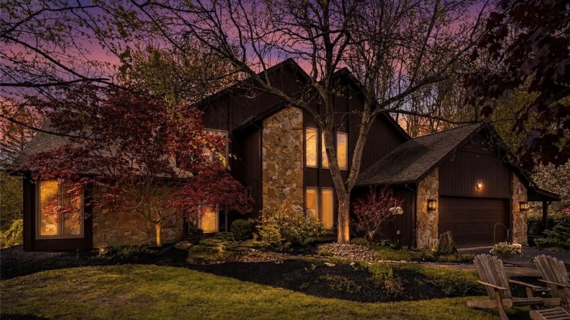 Property at 2 Chicory Lane, Amherst, NY 14051 2