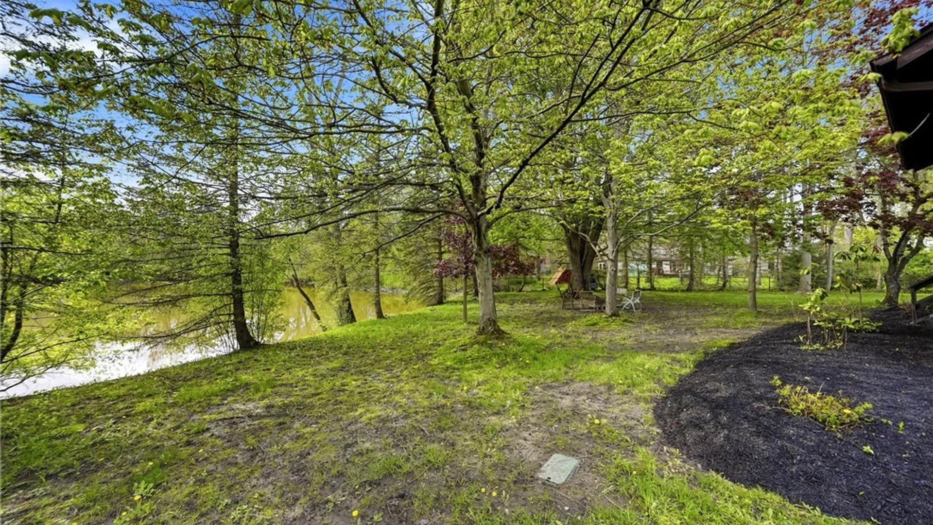 Property at 2 Chicory Lane, Amherst, NY 14051 32