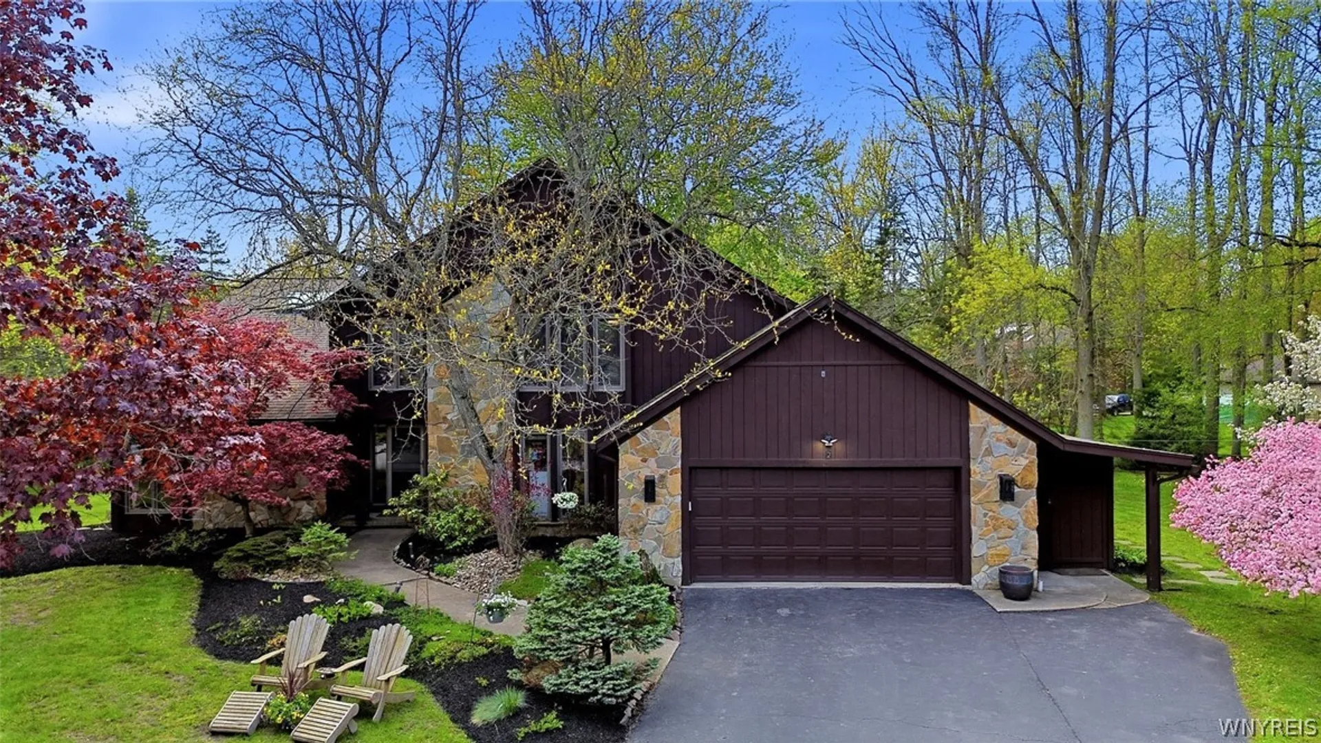 Property at 2 Chicory Lane, Amherst, NY 14051 38