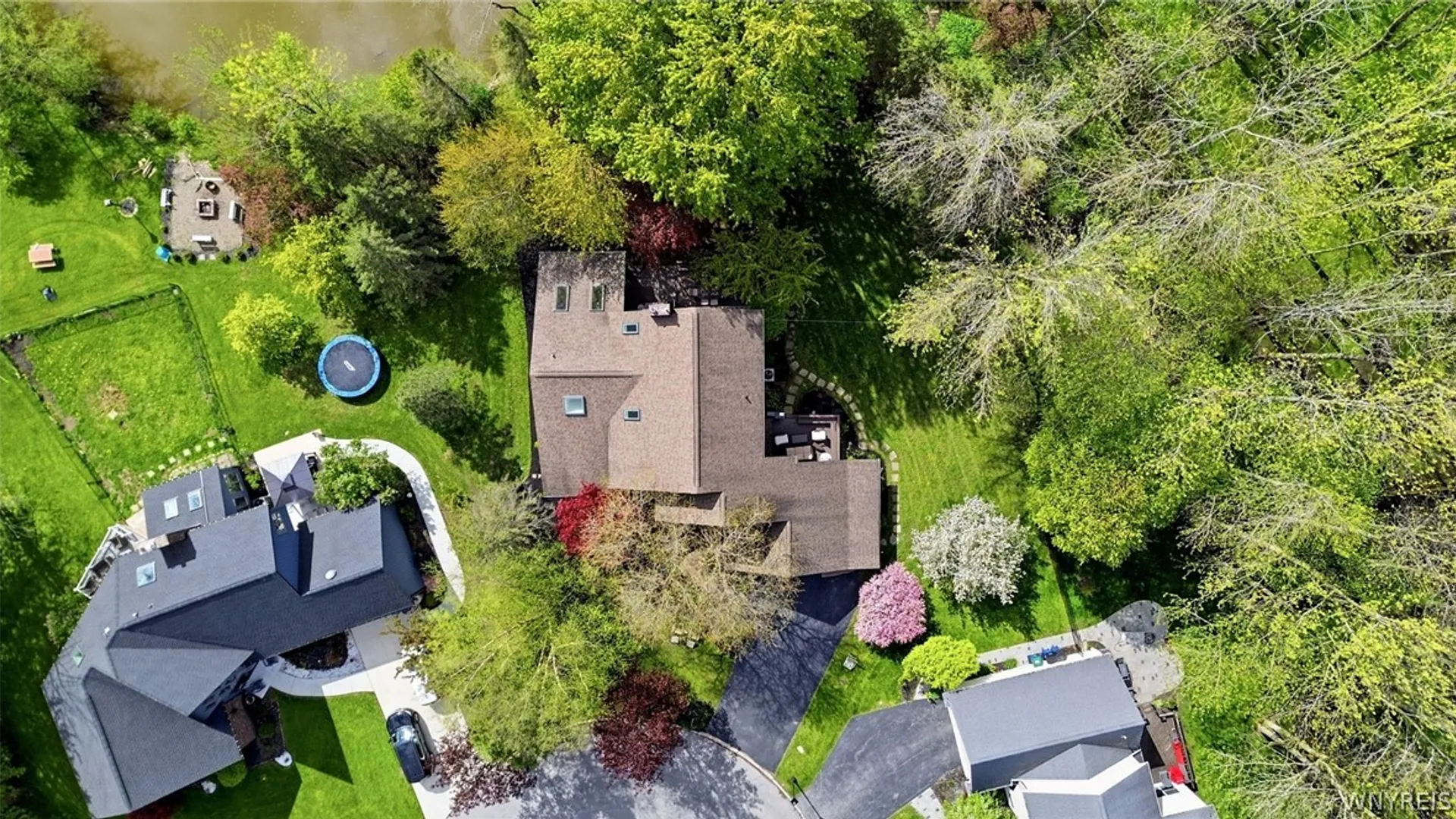 Property at 2 Chicory Lane, Amherst, NY 14051 47