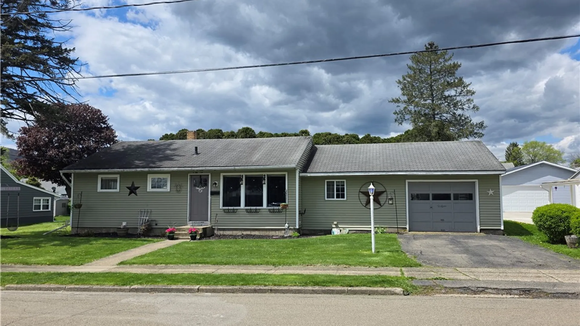 Property at 227 Kingsbury Avenue, Corning City, NY 14830 3