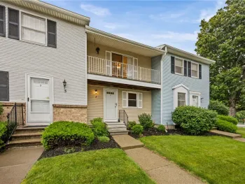 Property at 3 Southfield Drive, Webster, NY 14580