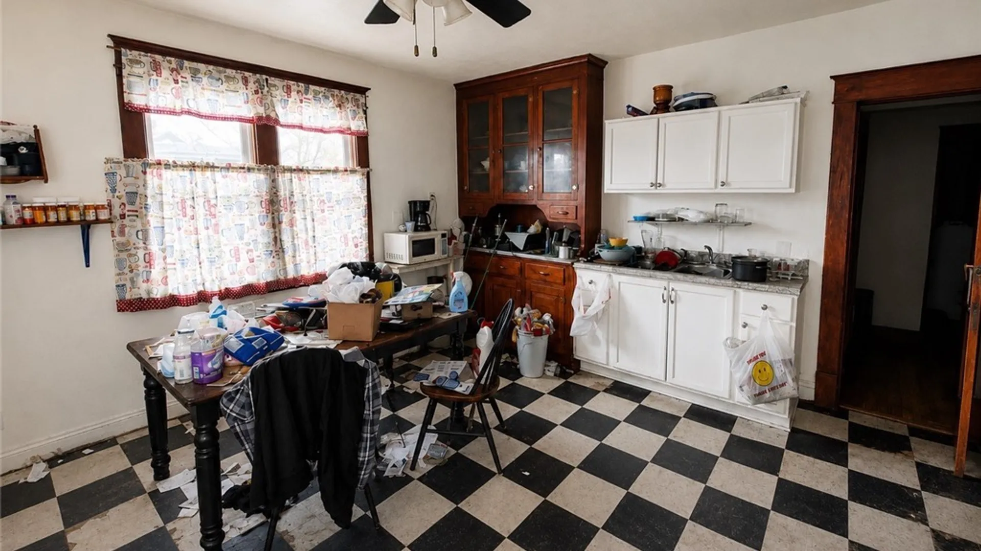 Property at 218 Coit Street, Buffalo, NY 14212 5