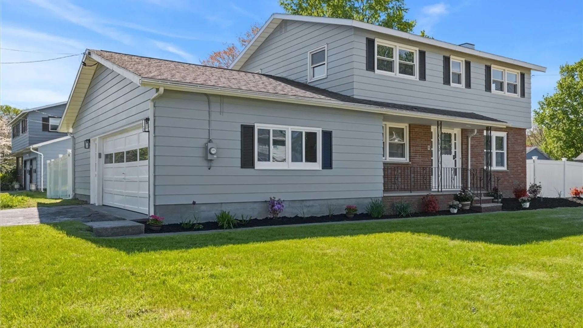 Property at 7586 Daphne Drive, Clay, NY 13212 6