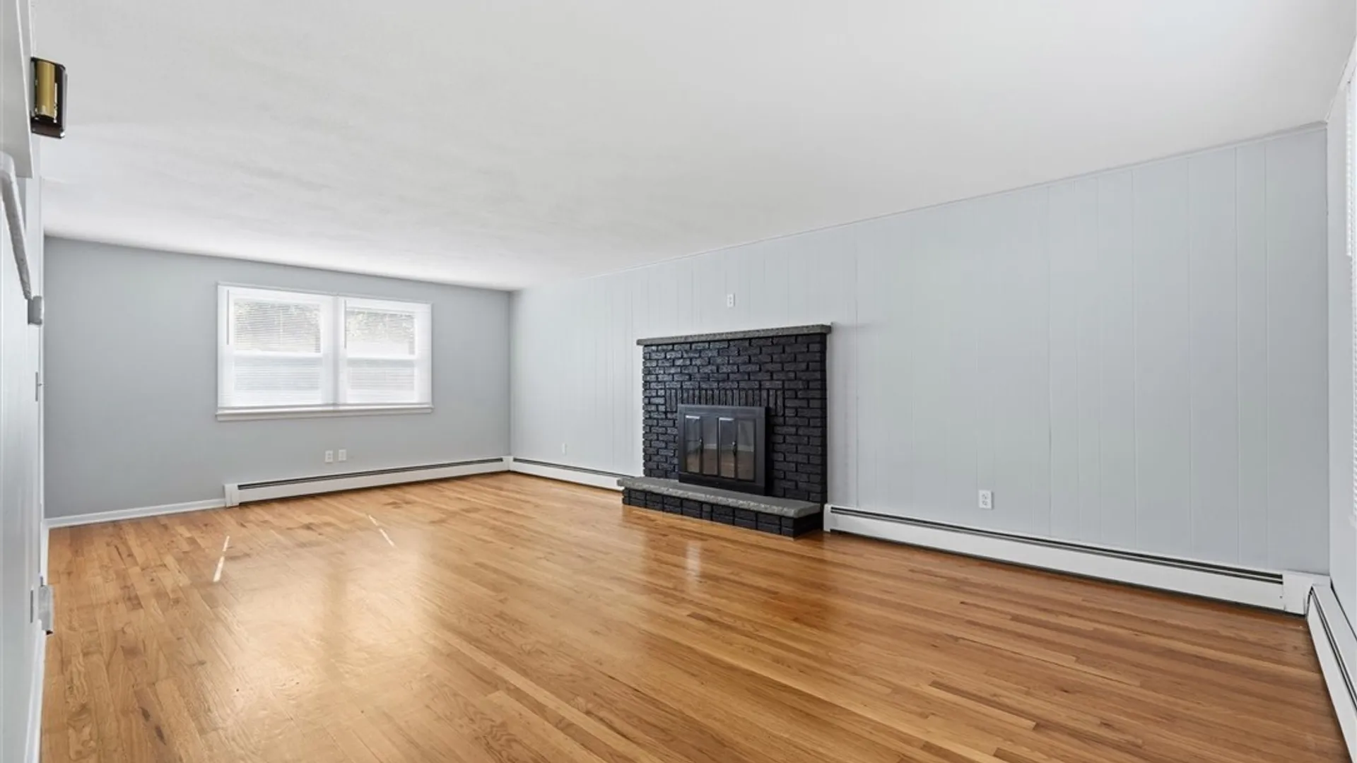Property at 7586 Daphne Drive, Clay, NY 13212 9