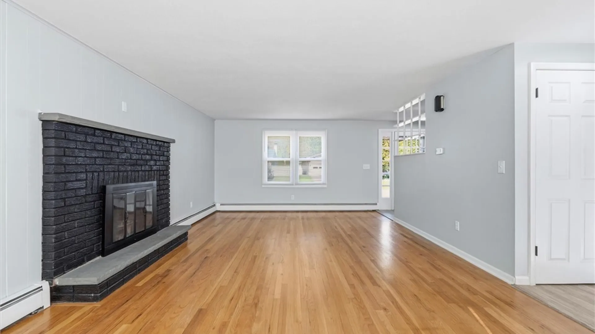 Property at 7586 Daphne Drive, Clay, NY 13212 11