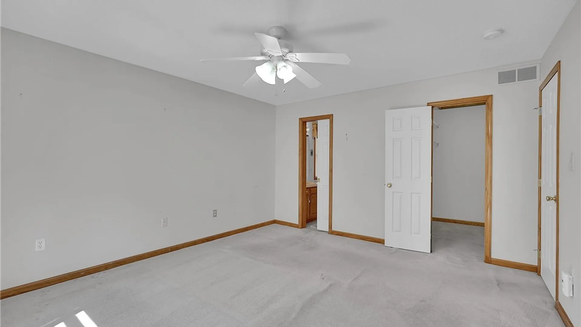 Property at 53 Alexander Parkway, Pendleton, NY 14120 14