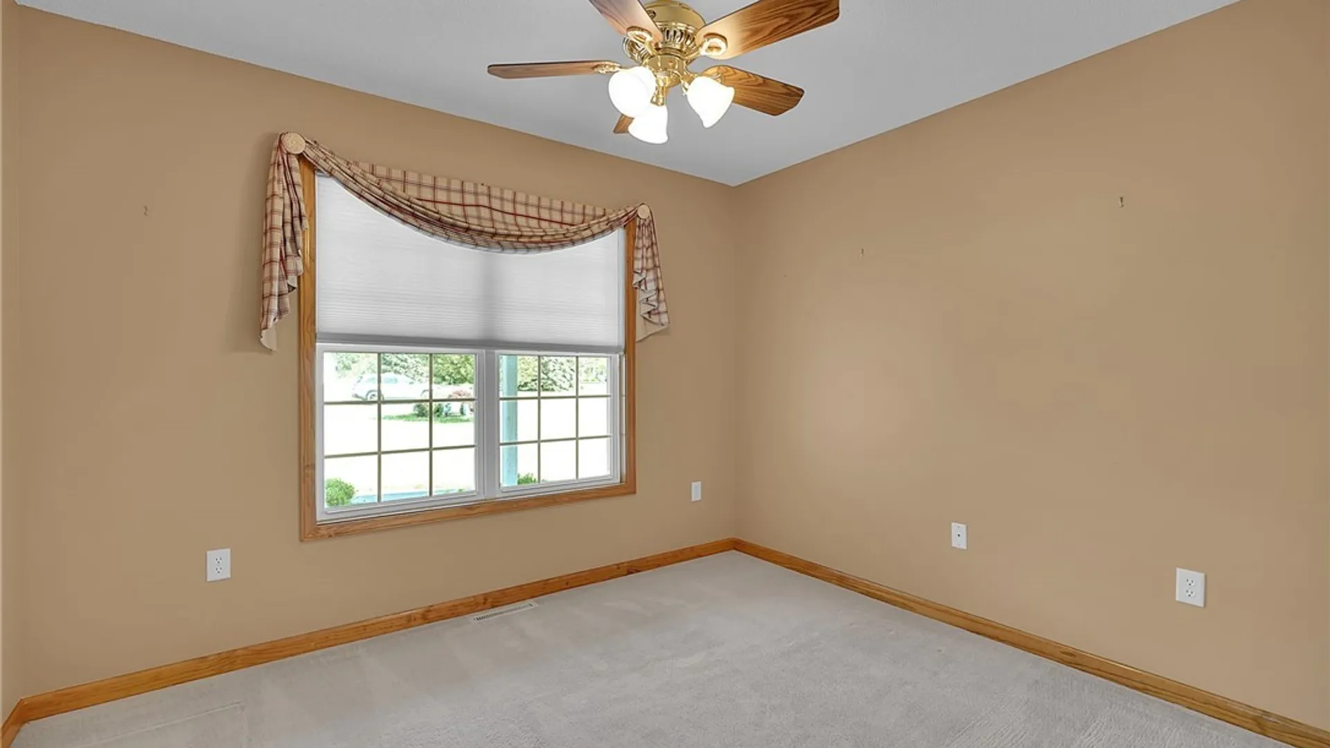 Property at 53 Alexander Parkway, Pendleton, NY 14120 20