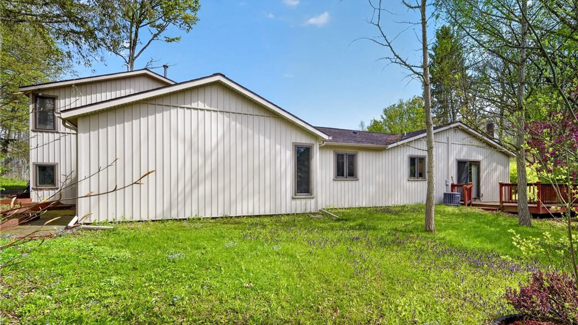 Property at 311 Saint Catherines Circle, Ithaca Town, NY 14850 34