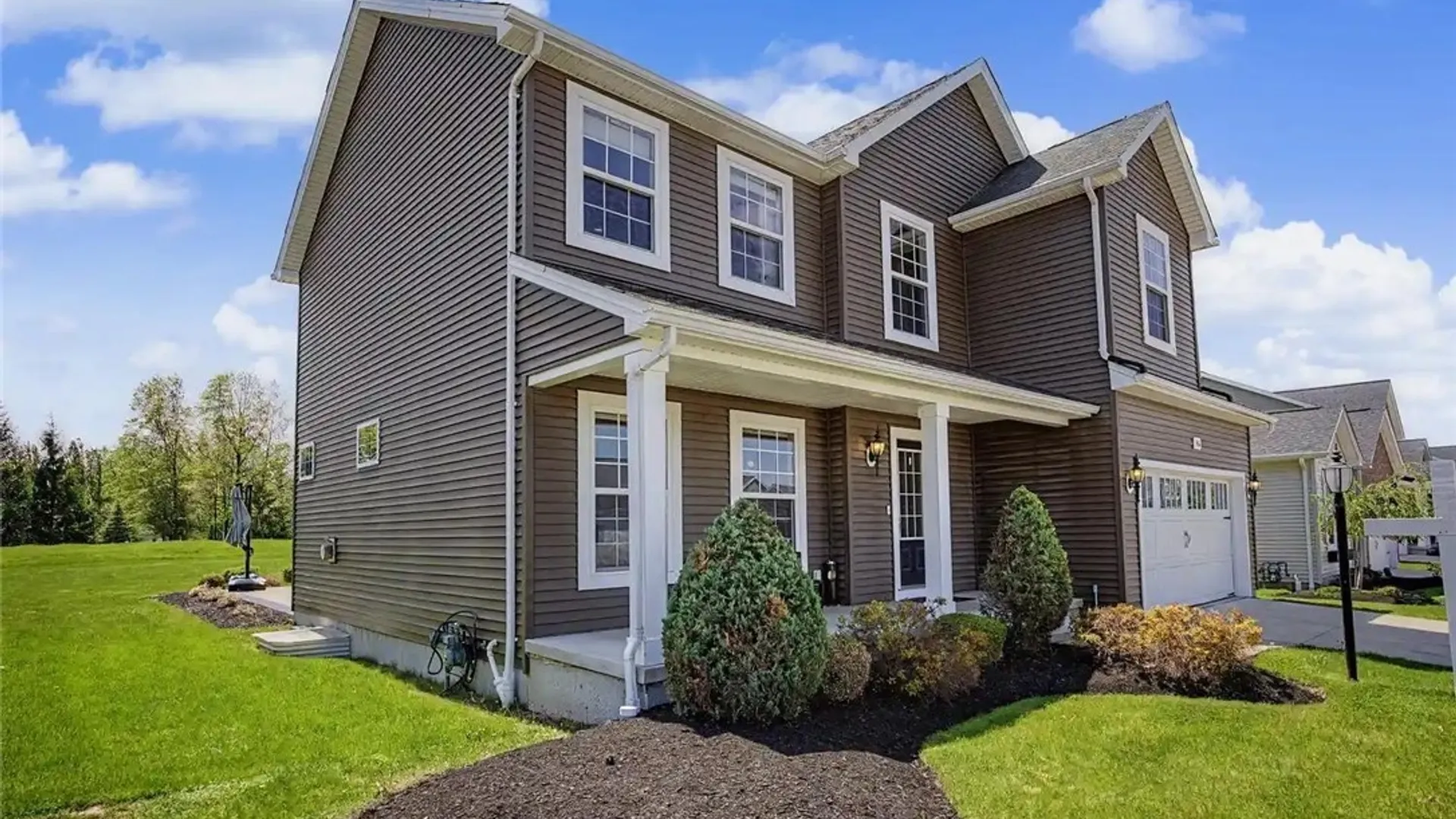 Property at 46 Eagleview Drive, Grand Island, NY 14072 5