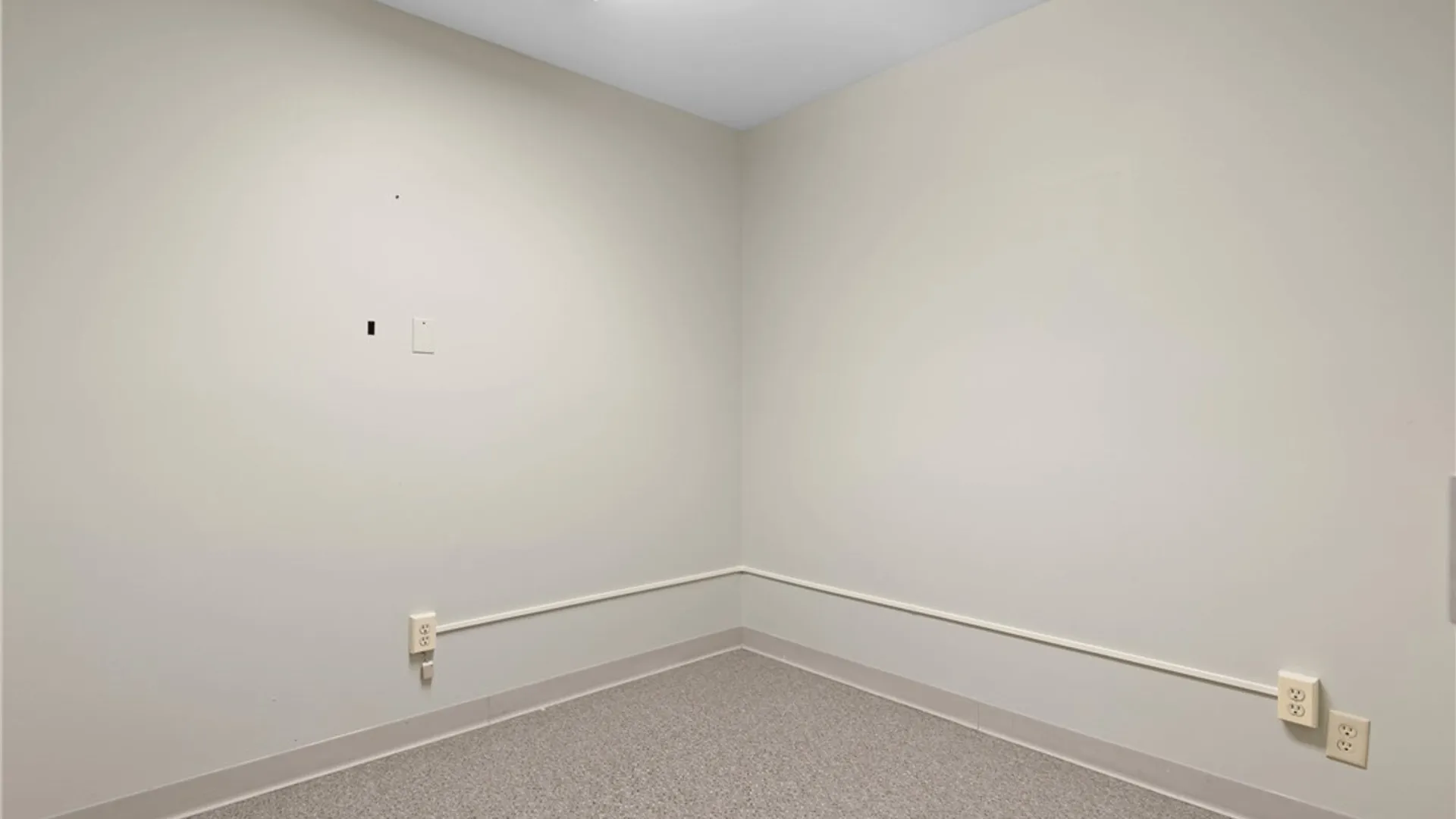 Property at 2640 Ridgeway Ave, Greece, NY 14626 32