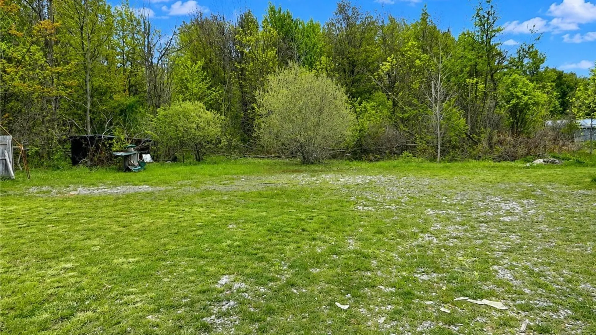 Property at 5489 Southwestern Boulevard, Hamburg, NY 14075 5