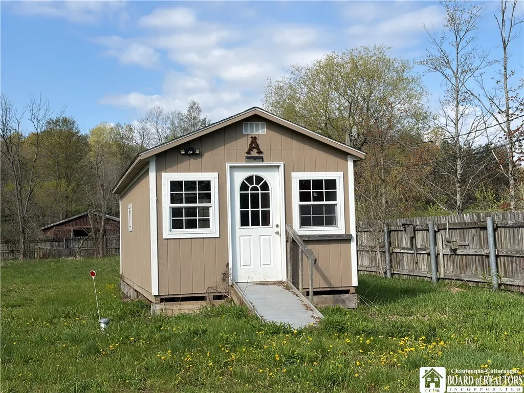 Property at 11663 Route 98, Freedom, NY 14065