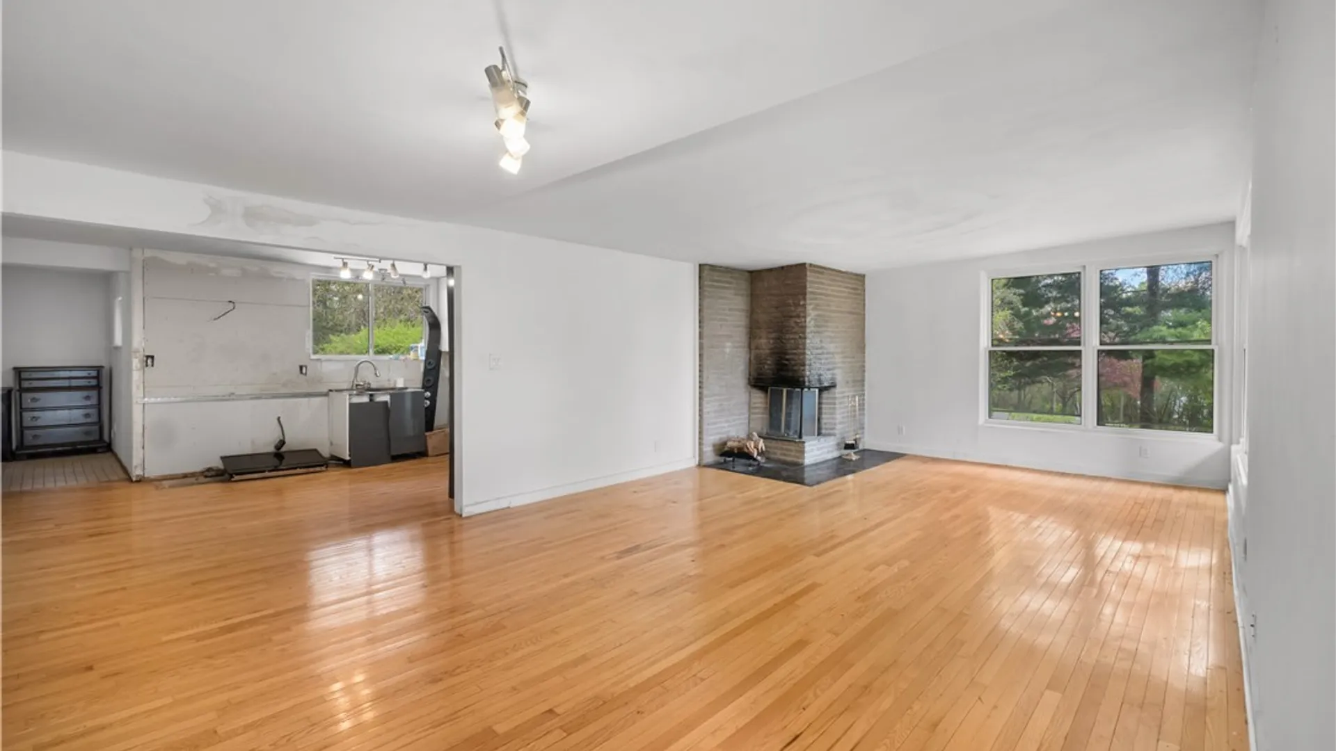 Property at 4155 Makyes Road, Onondaga, NY 13215 8