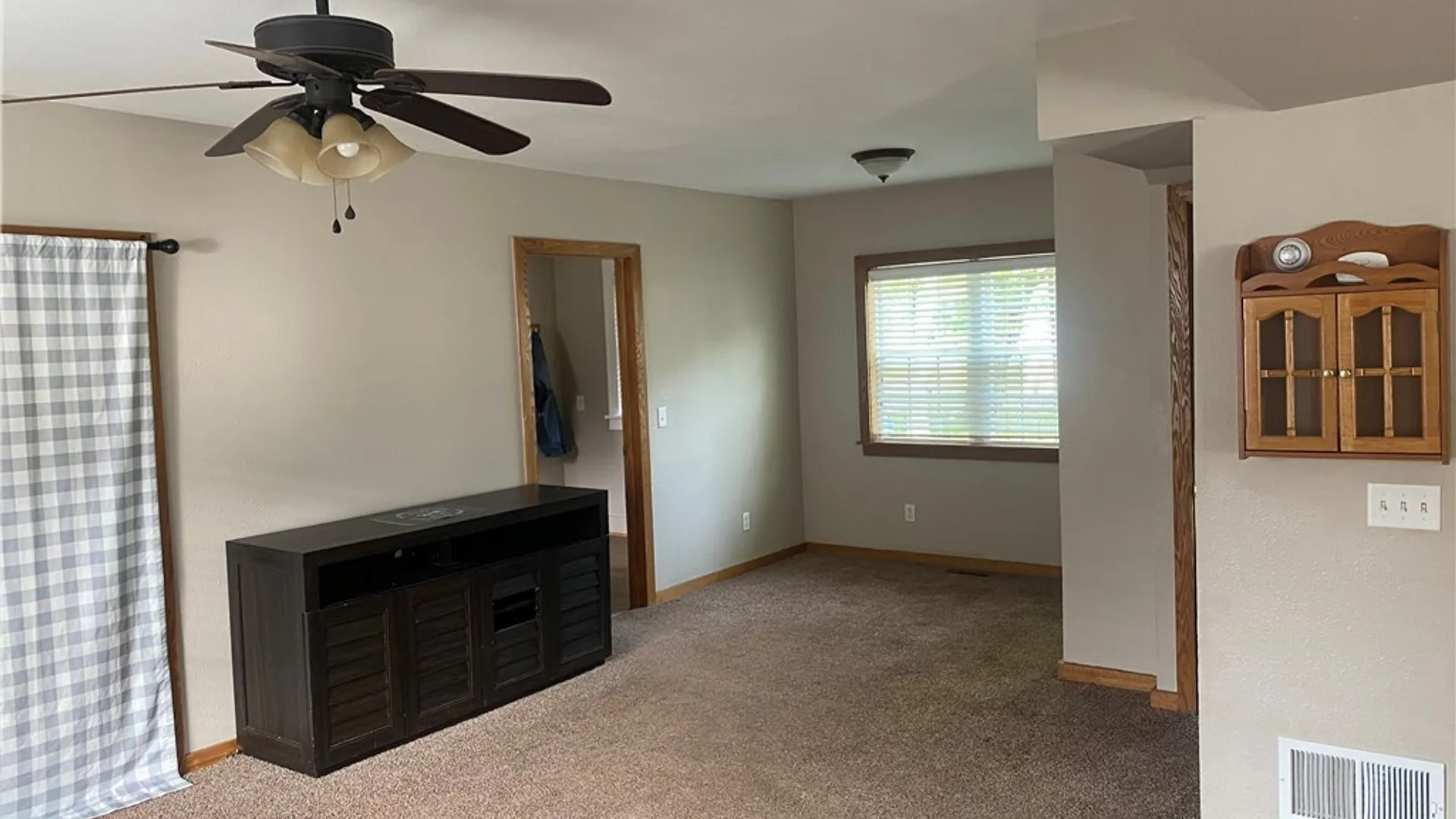 Property at 409 Canal Street, Palmyra, NY 14522 14