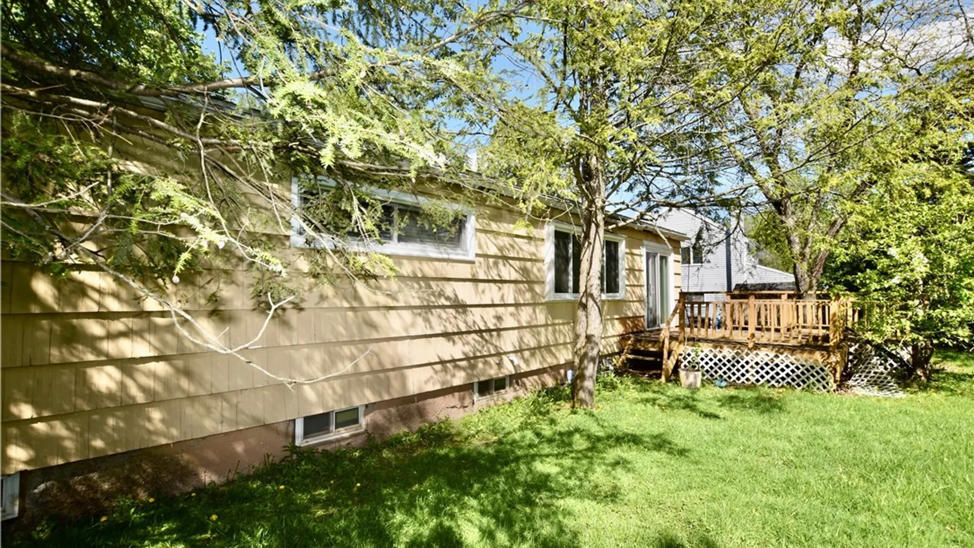 Property at 246 Blackberry Road, Clay, NY 13090 24