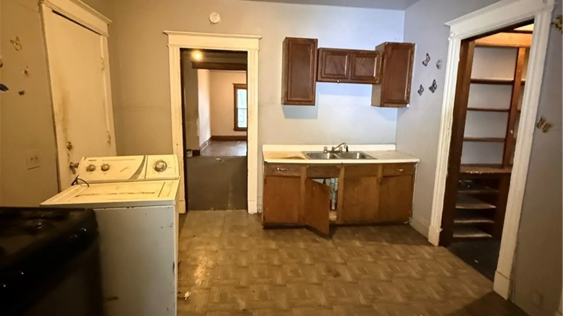 Property at 330 Avenue B, Rochester, NY 14621 5