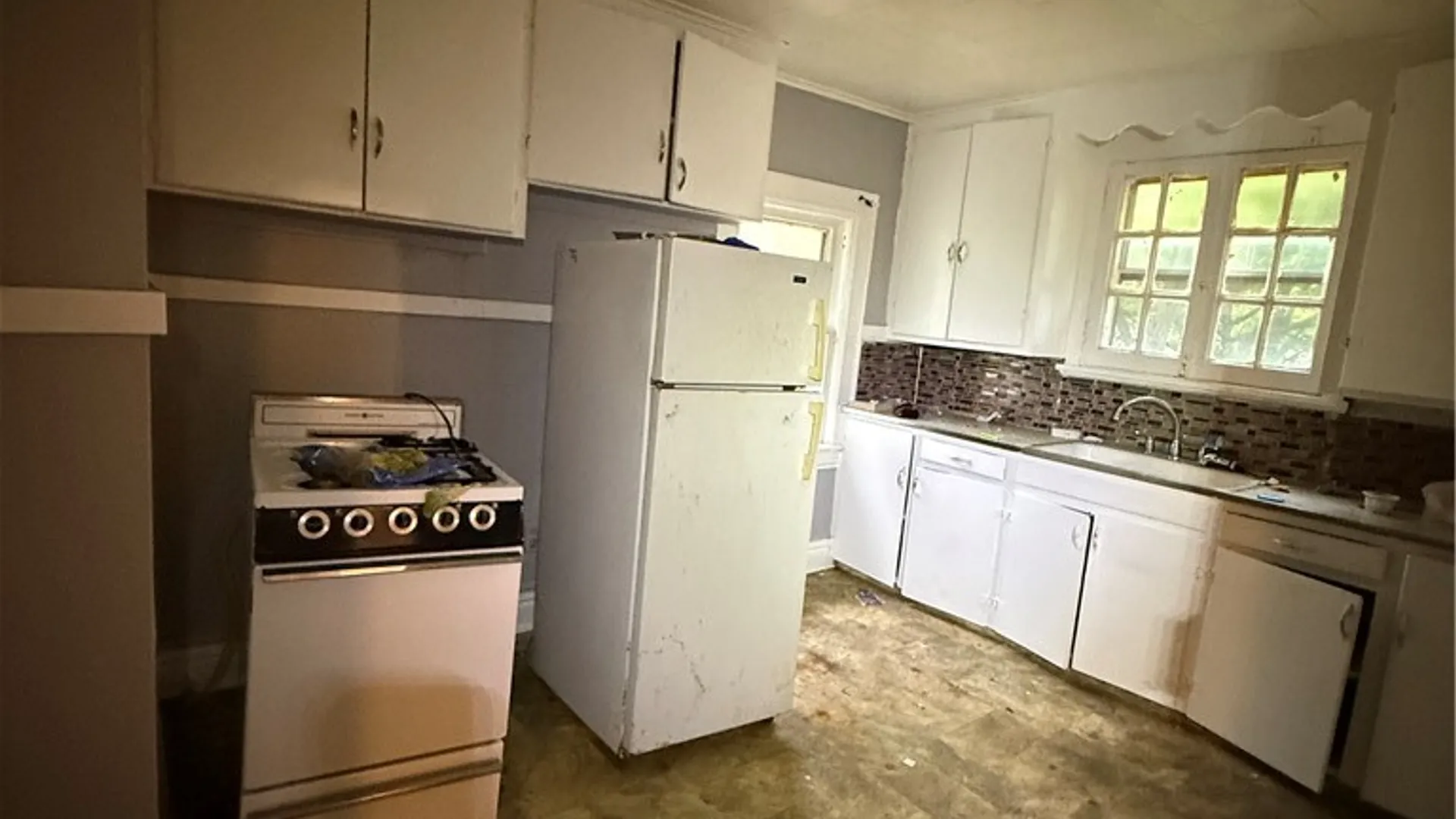 Property at 36 Avenue A, Rochester, NY 14621 17