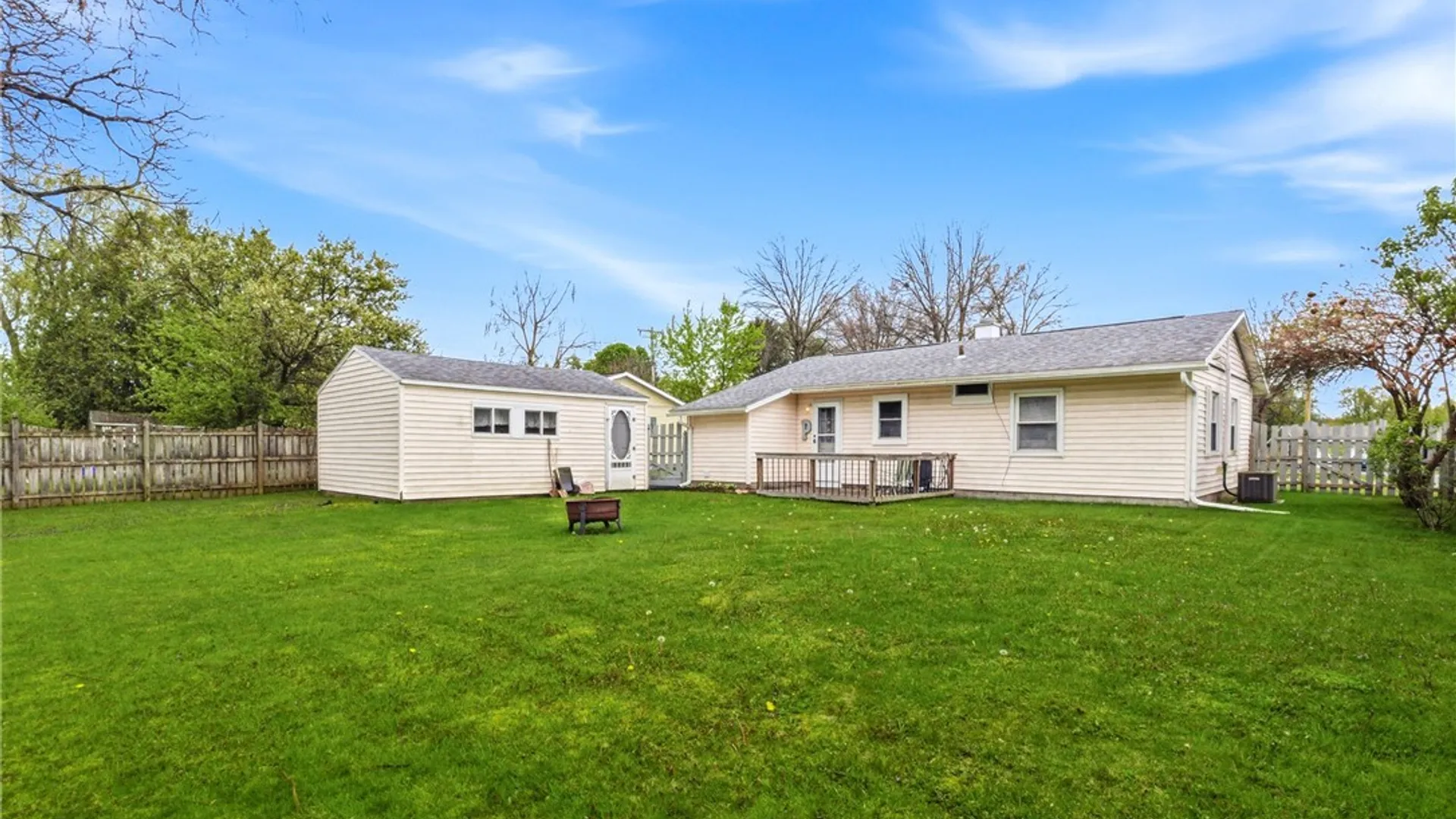 Property at 932 W Thomas Street, Rome, NY 13440 21
