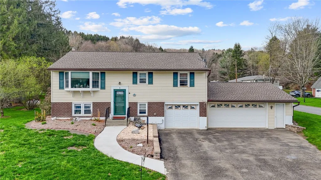 Property at 4 Preston Drive, Nanticoke, NY 13777