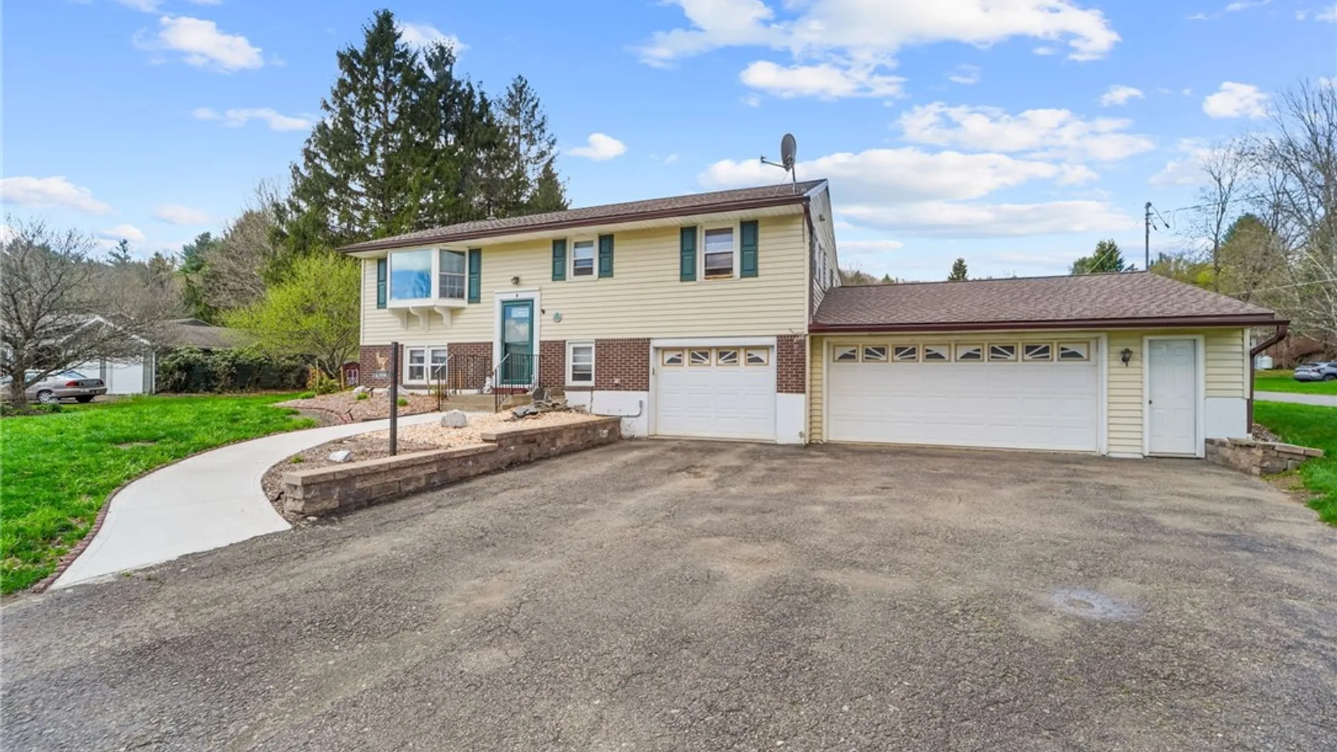 Property at 4 Preston Drive, Nanticoke, NY 13777 34