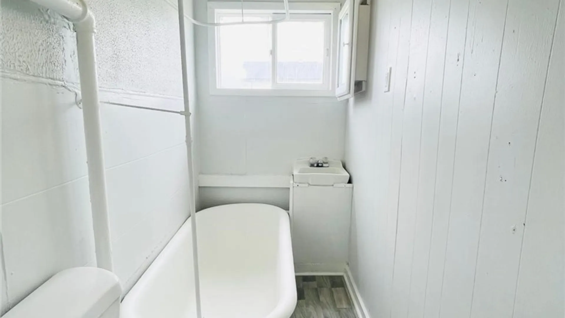 Property at 101 Gatchell Street, Buffalo, NY 14212 7