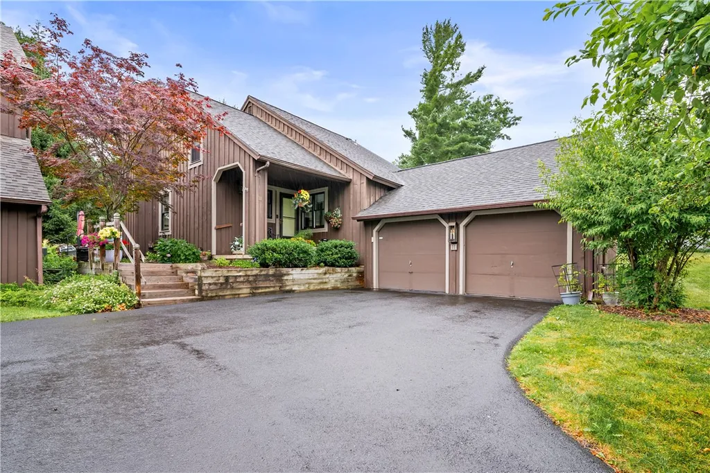 Property at 11 Andrews Way, South Bristol, NY 14424