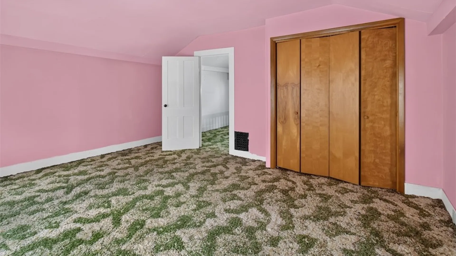 Property at 812 West Avenue, Shelby, NY 14103 22