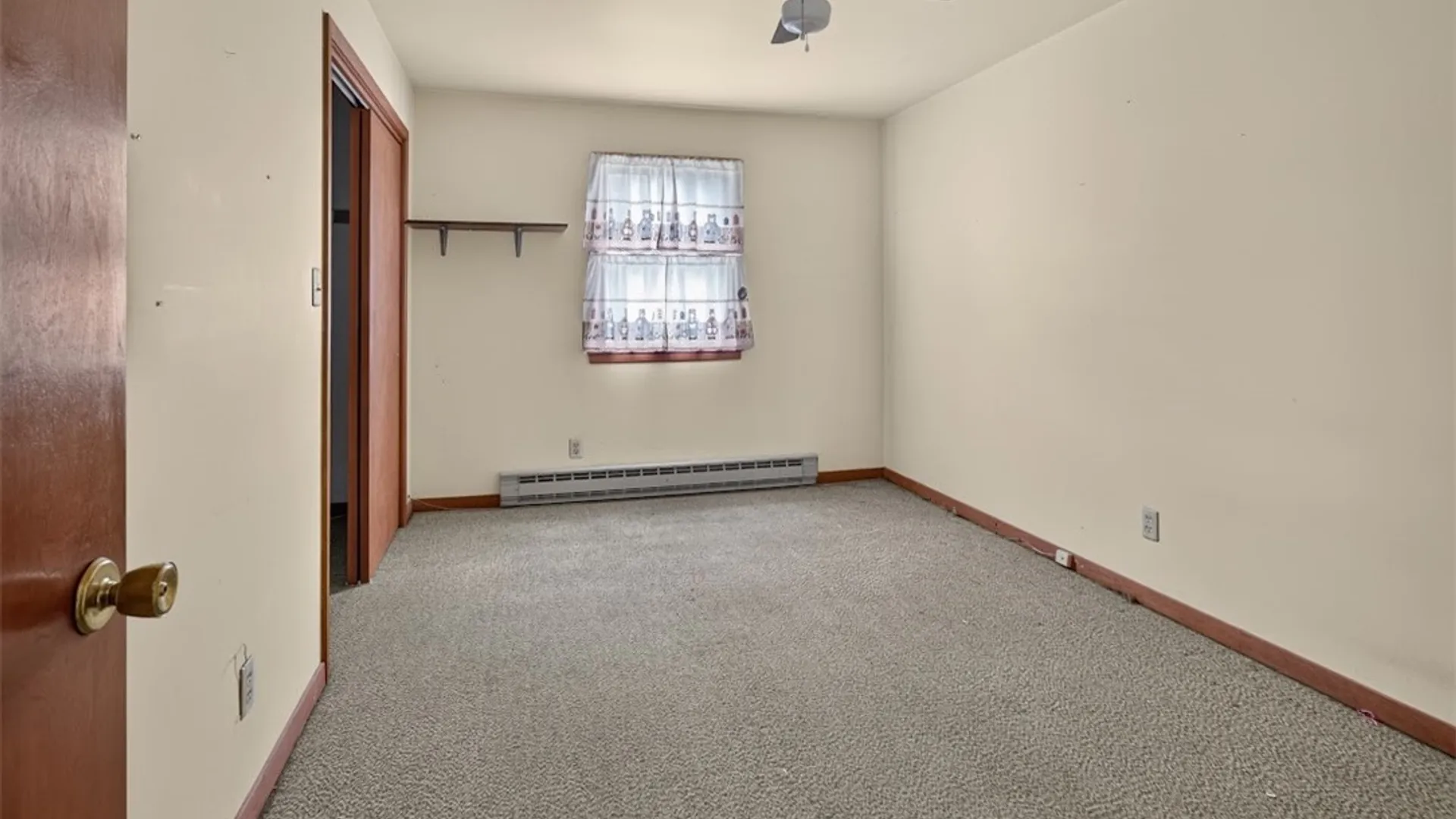 Property at 812 West Avenue, Shelby, NY 14103 25
