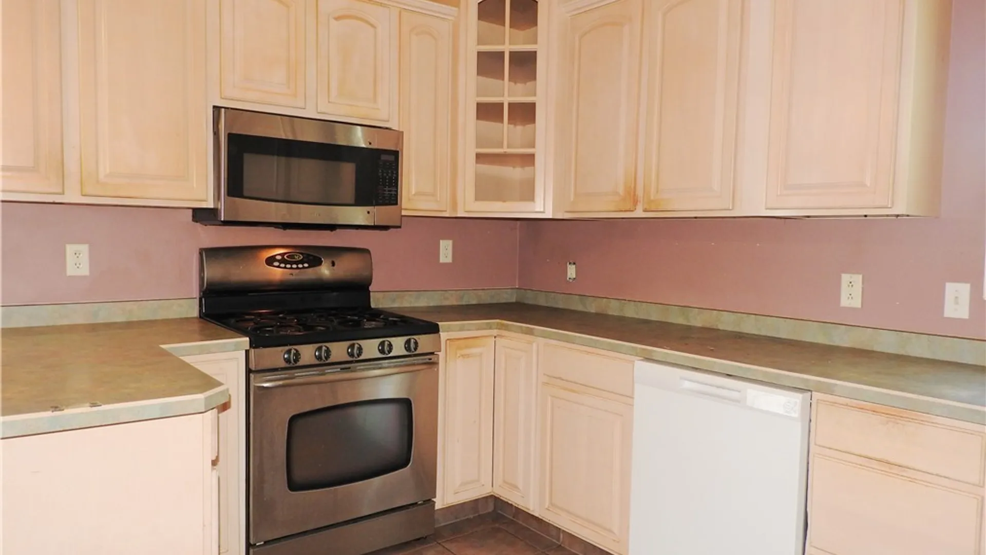 Property at 13 Wood Street, Auburn, NY 13021 13