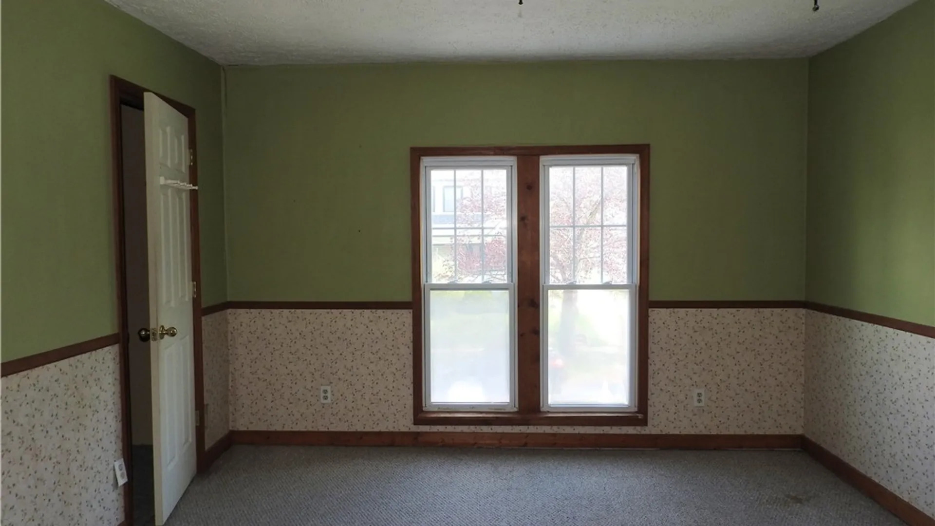 Property at 13 Wood Street, Auburn, NY 13021 18