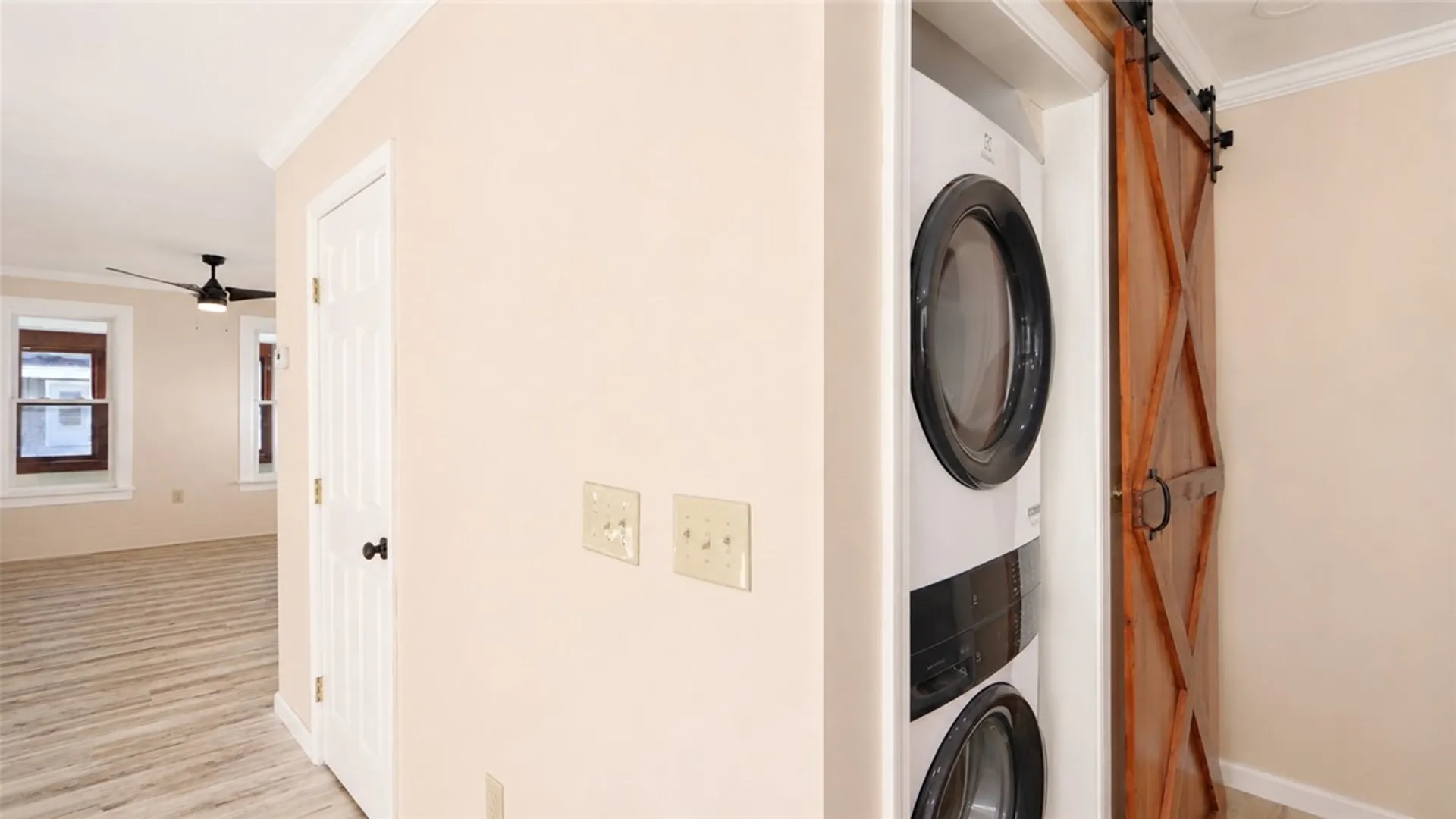 Property at 135 Andes Avenue, Geneva City, NY 14456 15