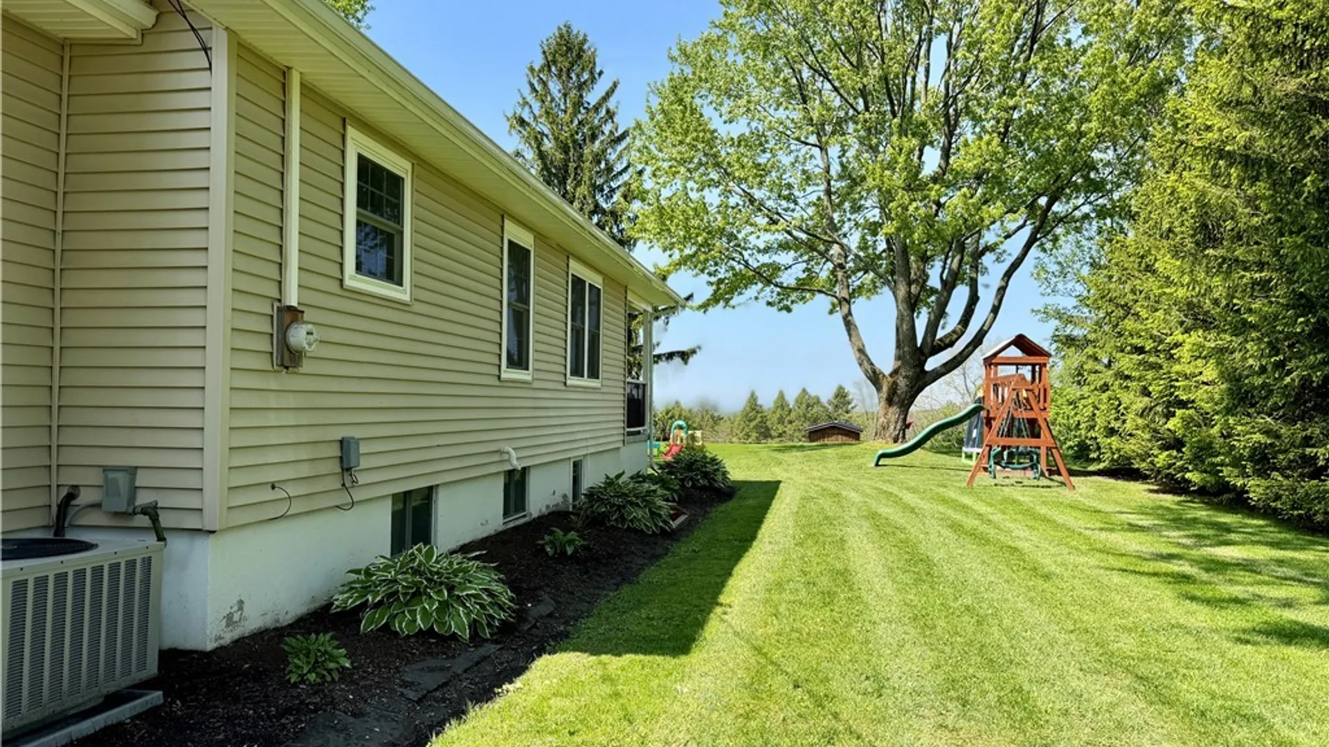 Property at 4130 Tennessee Circle, Eden, NY 14057 34