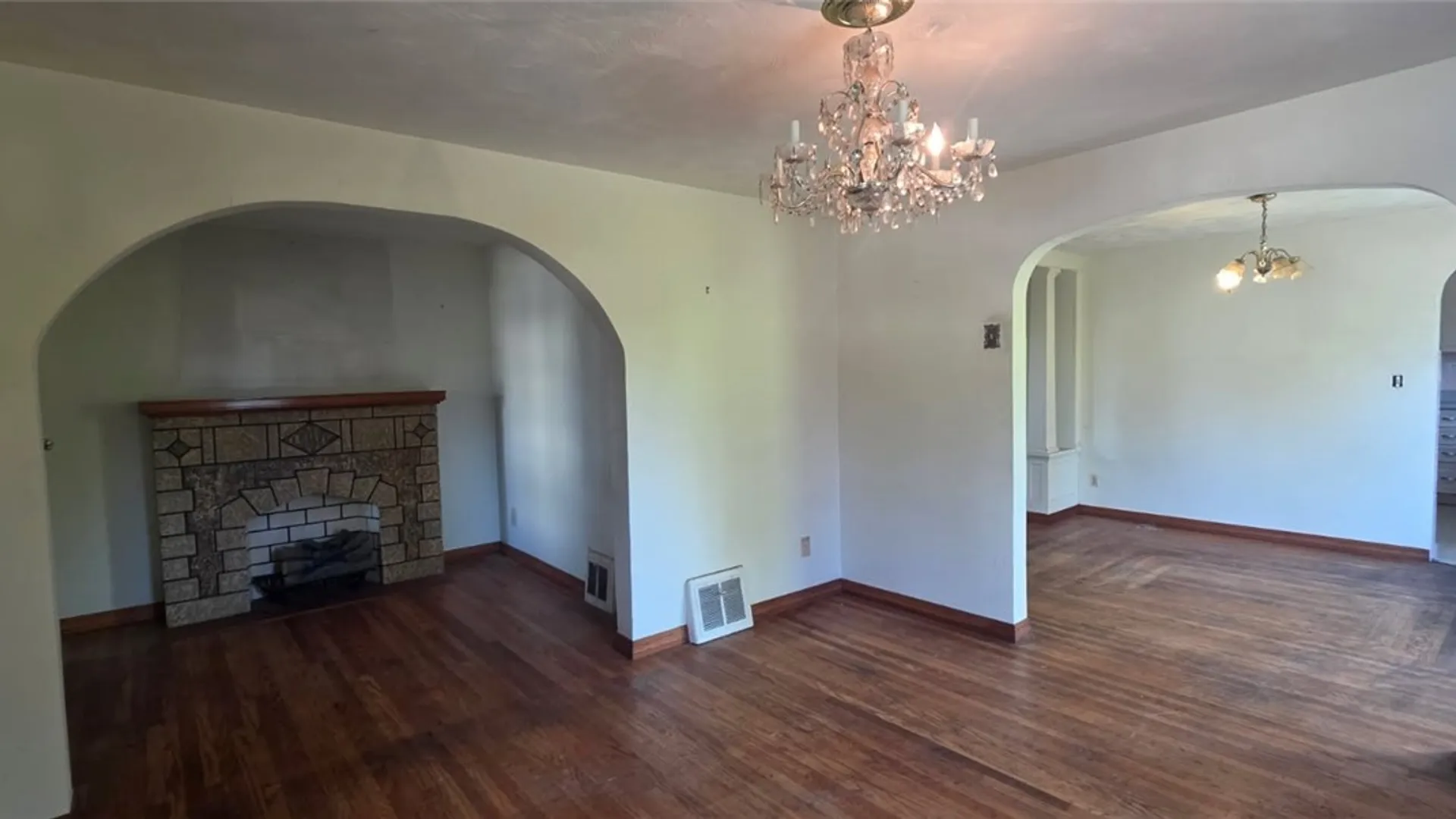 Property at 55 Kosciuszko Avenue, Dunkirk, NY 14048 13