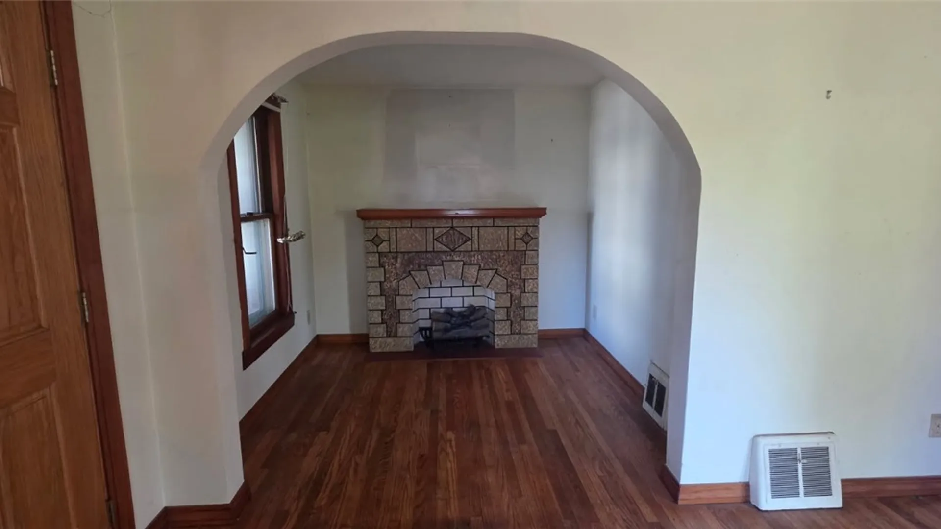 Property at 55 Kosciuszko Avenue, Dunkirk, NY 14048 16