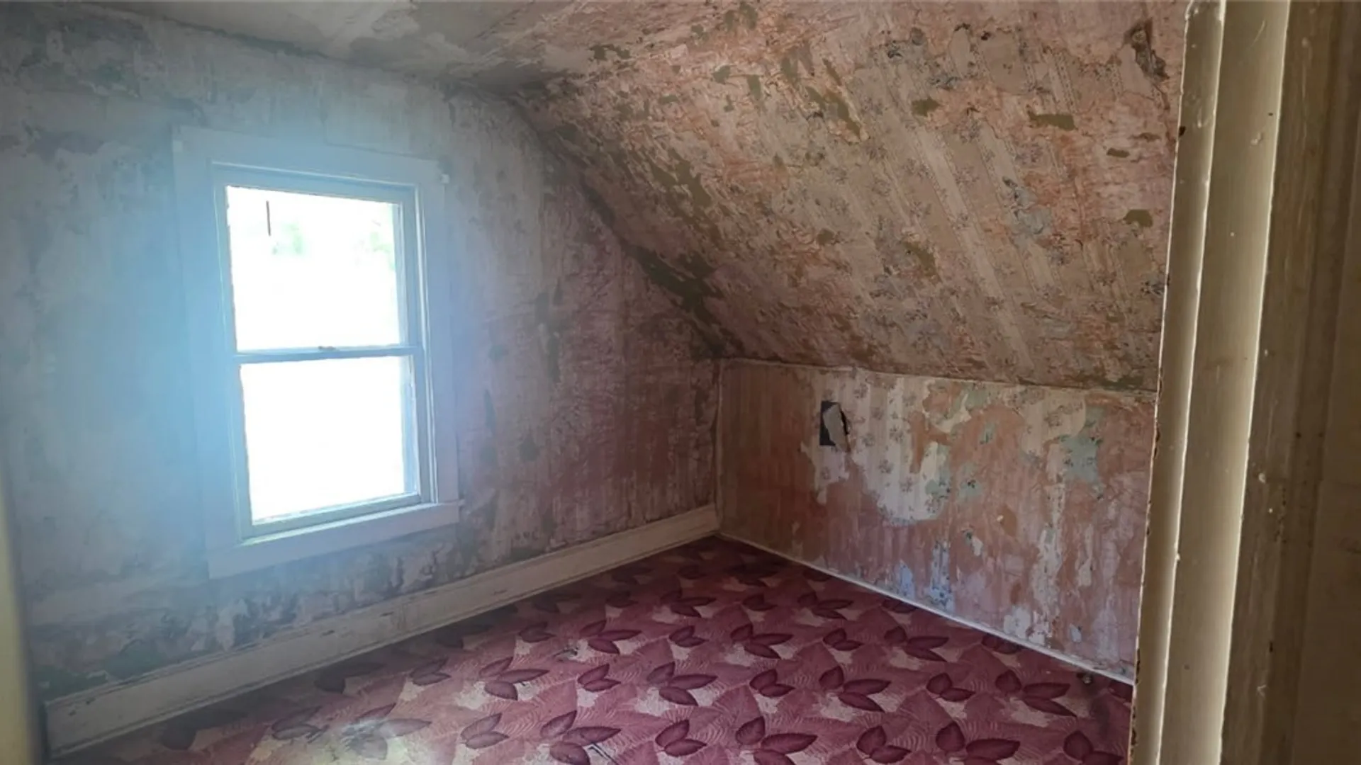 Property at 55 Kosciuszko Avenue, Dunkirk, NY 14048 35