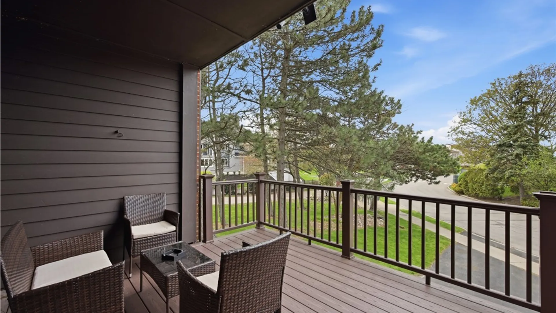 Property at 339 Lakefront Boulevard, Buffalo, NY 14202 3