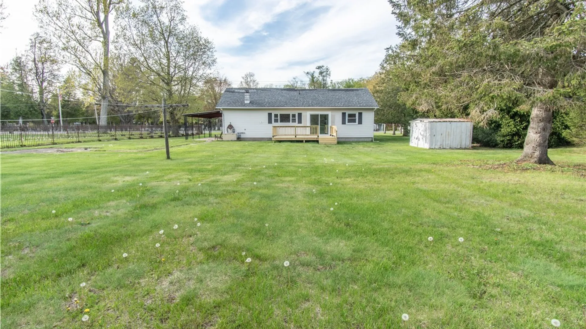 Property at 334 Dodge Avenue, Hounsfield, NY 13685 21