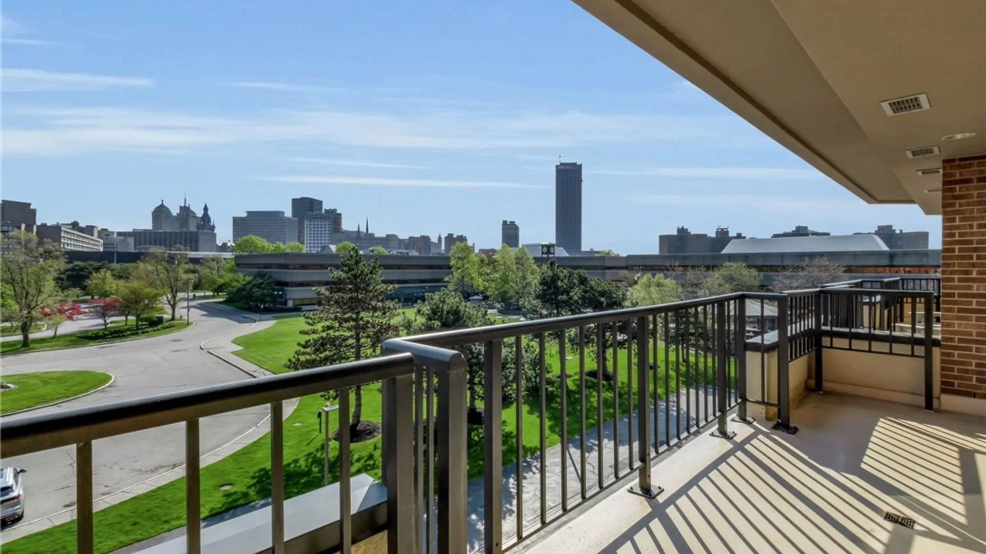 Property at 40 Waterfront Circle, Buffalo, NY 14202 17