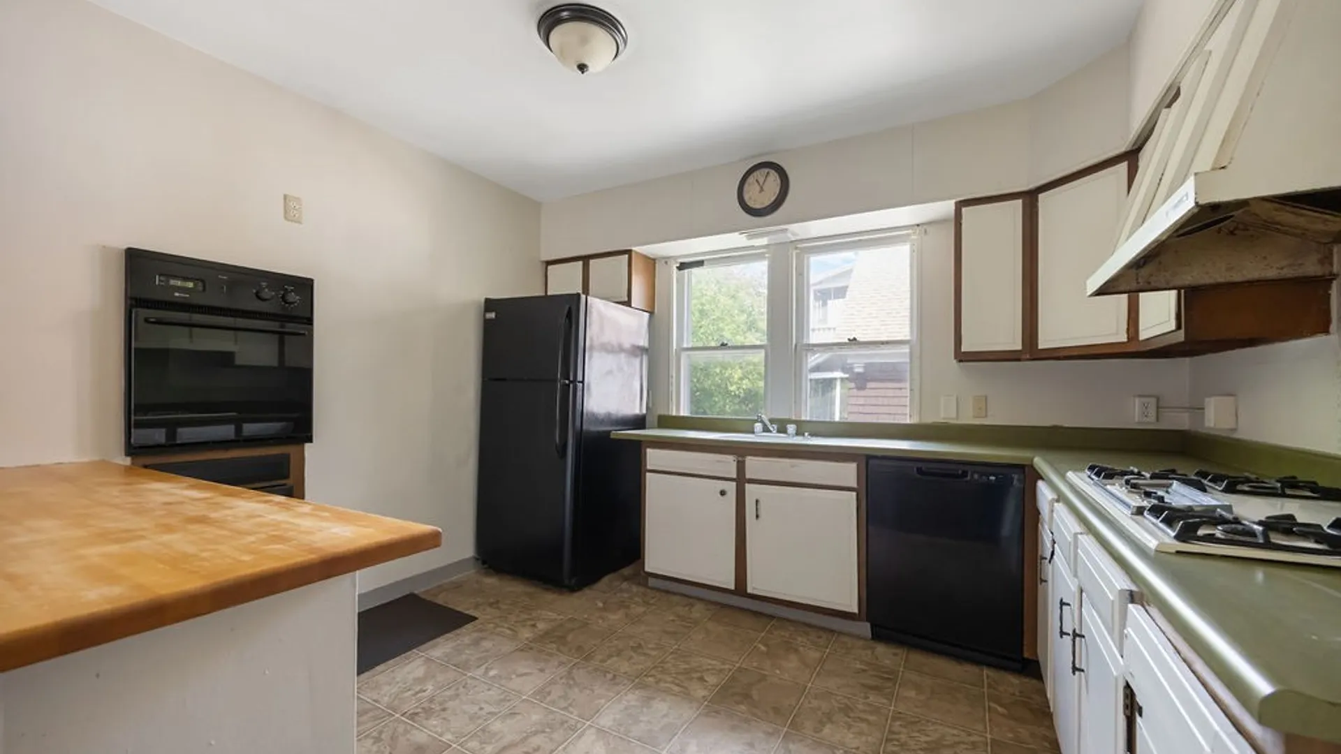 Property at 1016 Lancaster Avenue, Syracuse, NY 13210 8