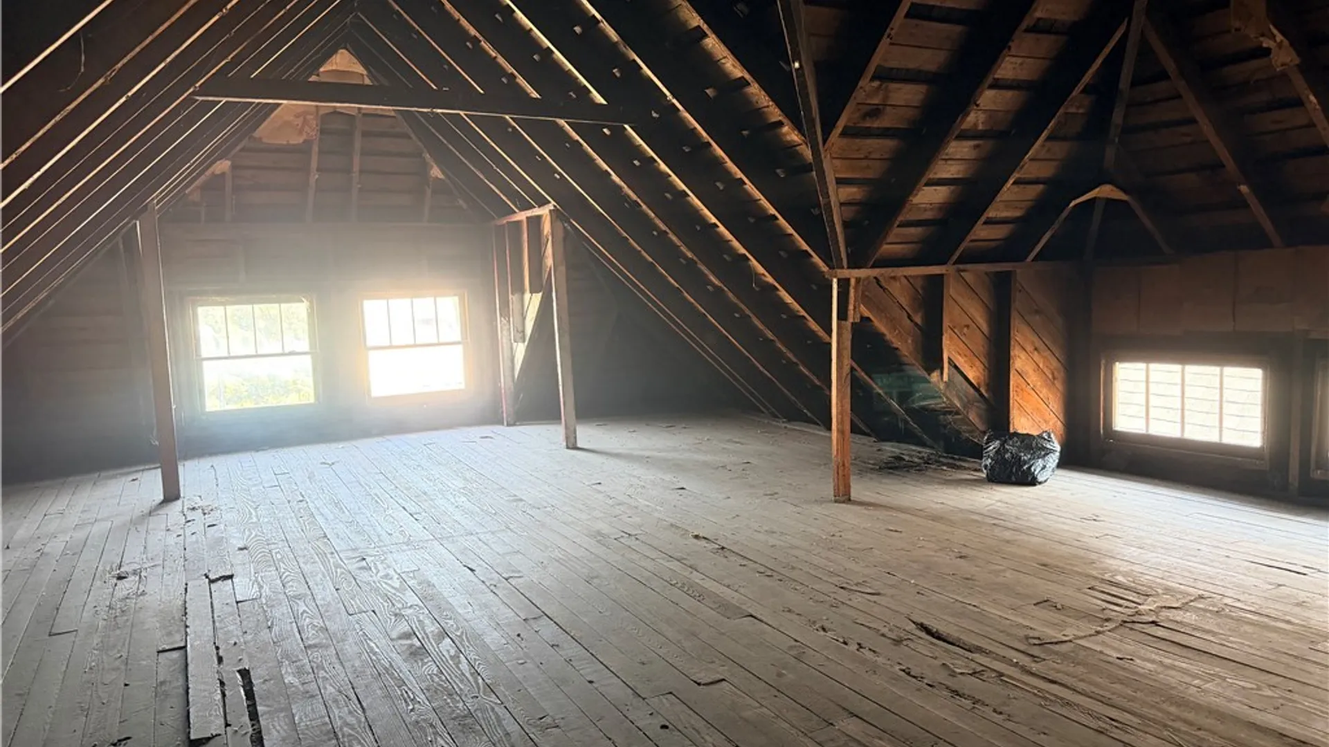 Property at 34 Norway Park, Buffalo, NY 14208 9