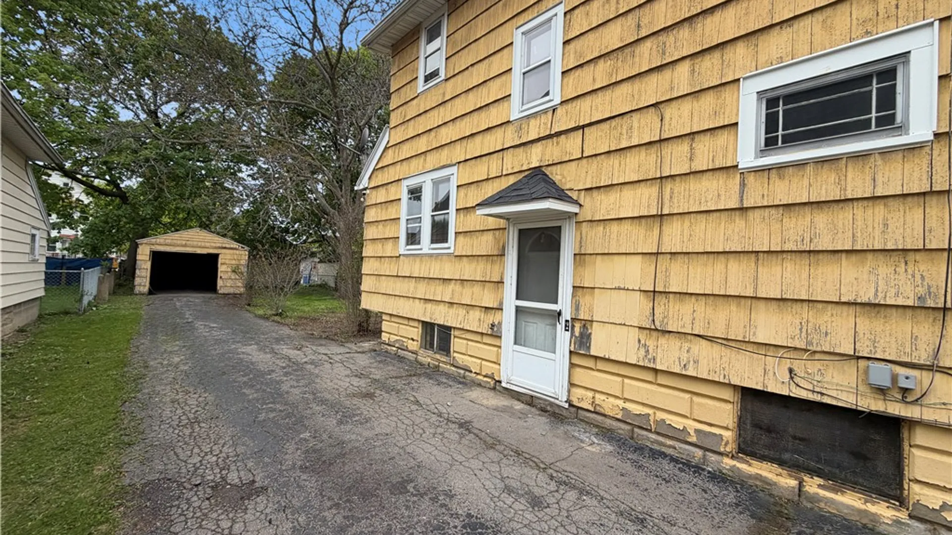 Property at 35 Wakefield Street, Rochester, NY 14621 3