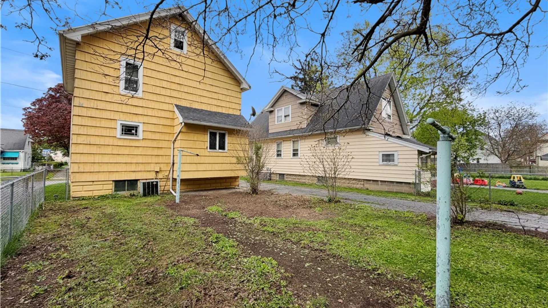 Property at 35 Wakefield Street, Rochester, NY 14621 9