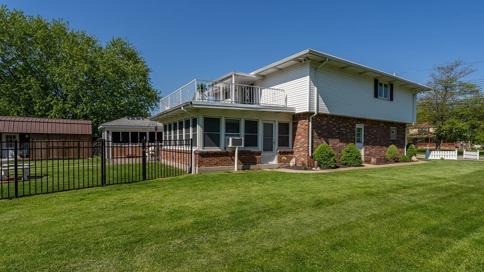 Property at 182 Messer Avenue, Cheektowaga, NY 14043 4