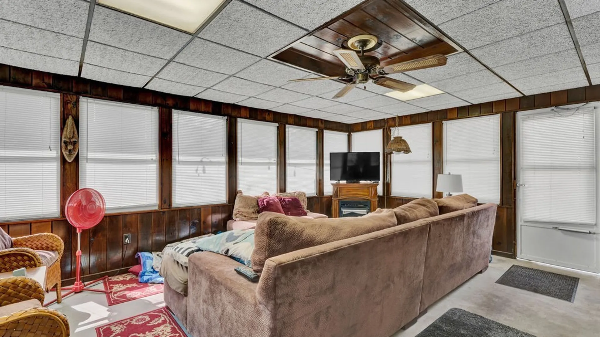 Property at 182 Messer Avenue, Cheektowaga, NY 14043 9