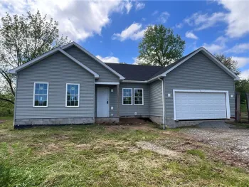 Property at 3 Lynwood Drive, Yates, NY 14098